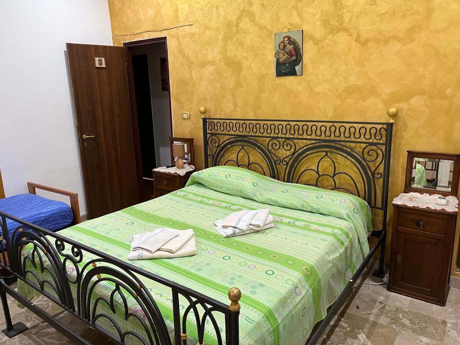 Bed & Breakfast Casa Galeano Bed & Breakfast Pizzo  Eksteriør bilde